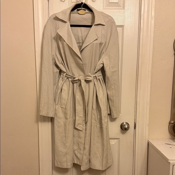 Fore Jackets & Blazers - Fore Elegant Cream Trench Coat